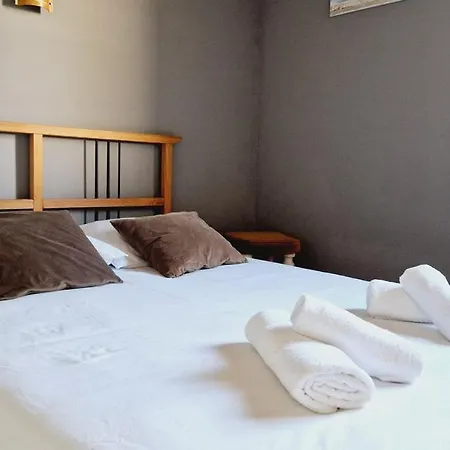 Gæstehus L'escapade - Superbe Maison Familiale Proche Sauveterre 4*