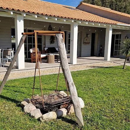 L'escapade - Superbe Maison Familiale Proche Sauveterre Gæstehus