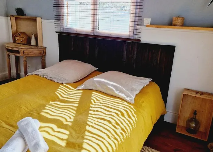 L'escapade - Superbe Maison Familiale Proche Sauveterre 4* 莱萨布勒-多洛讷