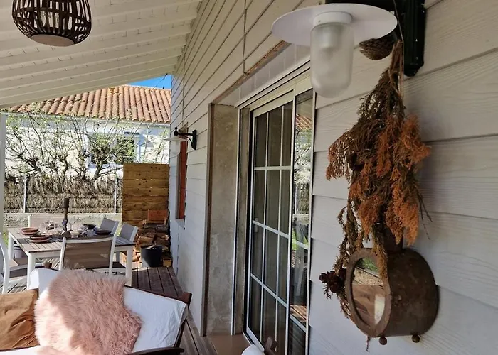 L'escapade - Superbe Maison Familiale Proche Sauveterre 招待所