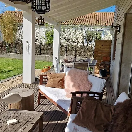 L'escapade - Superbe Maison Familiale Proche Sauveterre Vendégház 4*